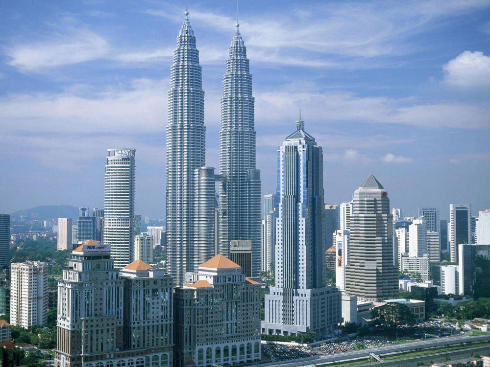 5 Fakta Menarik Seputar Menara Kembar Petronas