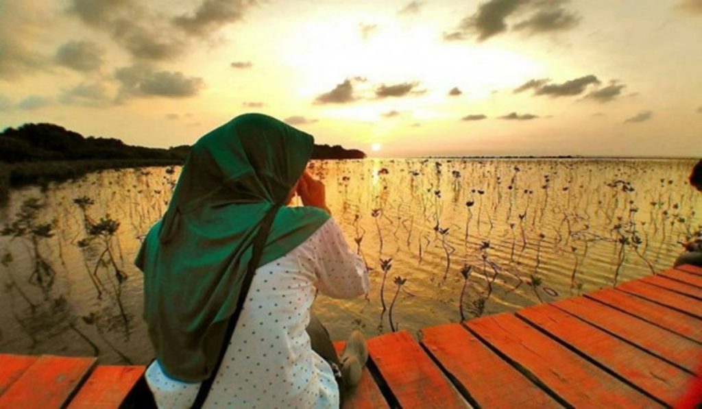 5 Destinasi Wisata Menarik di Rembang, Bikin Hati Adem!